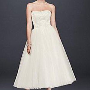 EUC David's Bridal Platinum White/Silver Tea Length Tulle Wedding/Party Dress 10